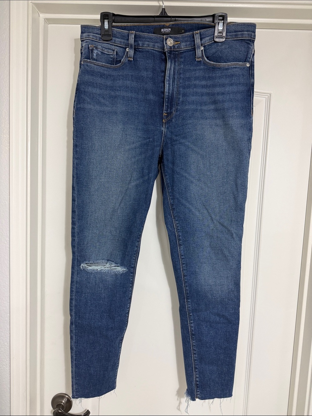 Hudson Jeans Indigo Skinny High-Rise with Knee Rip size 31 Barbara style